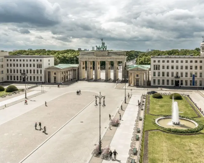Planning a visit to Brandenburg Gate