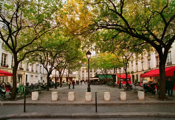 Streets near Beaubourg in the Marais