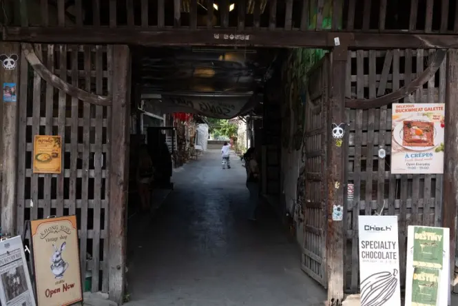 Getting to Chatuchak Weekend Market in Bangkok