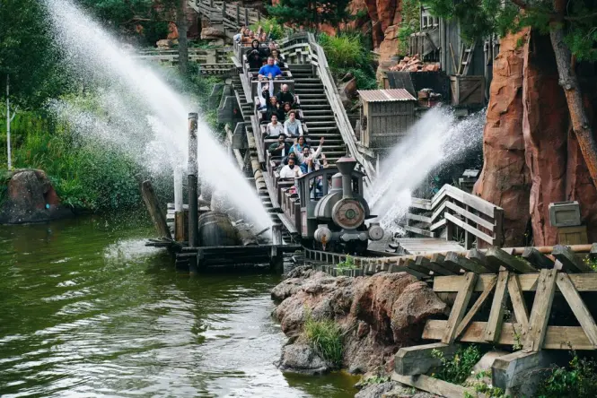 Disneyland Paris Space Mountain ride