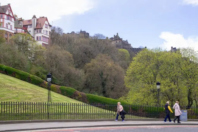 Getting to Edinburgh Castle in Edinburgh