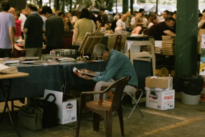 Book fair stalls along Eduardo VII Park central mall