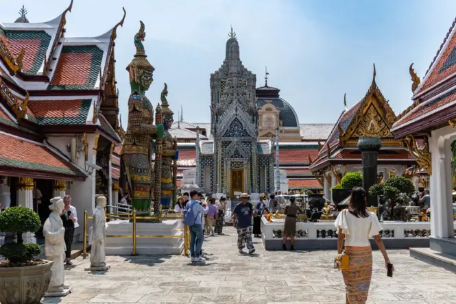 Classical Thai dancers at Erawan Shrine in Bangkok