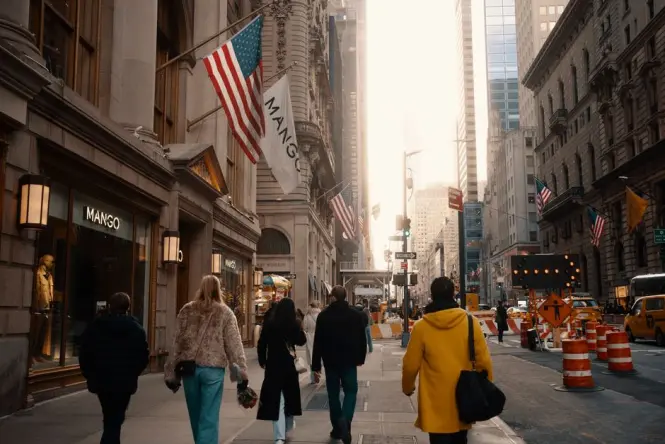 Inside Fifth Avenue