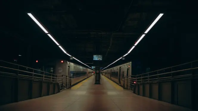 Subway platform beneath Grand Central Terminal