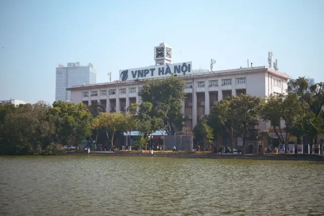 Hoan Kiem Lake main exterior view