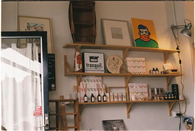 Small designer boutique inside a hanok building in Ikseon-dong