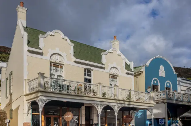 Victorian cast-iron balcony on a Long Street building
