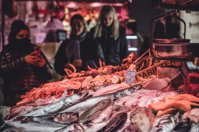 Seafood counter with ice display at La Boqueria