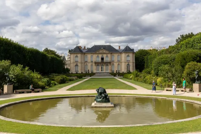Tickets and entrance at Musée Rodin