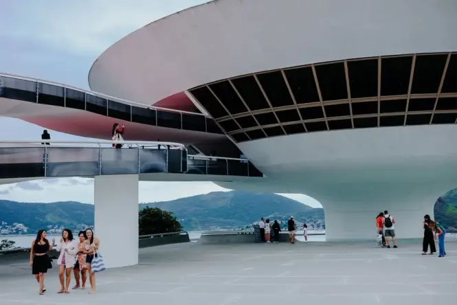 Visitors purchasing tickets at the Museum of Tomorrow entrance counter