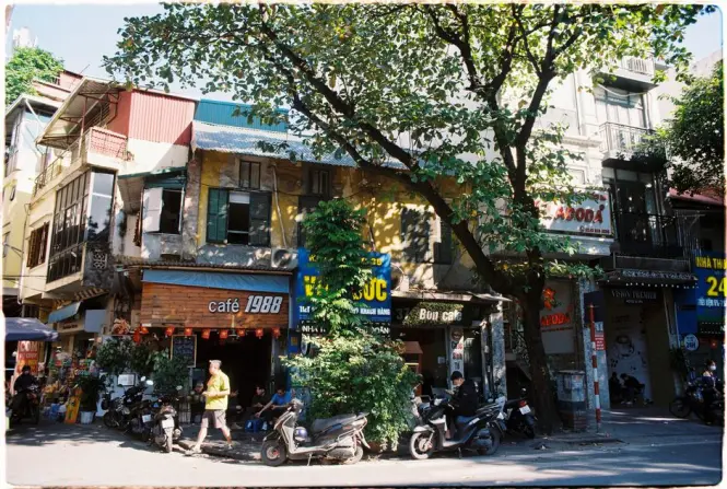 Inside Old Quarter