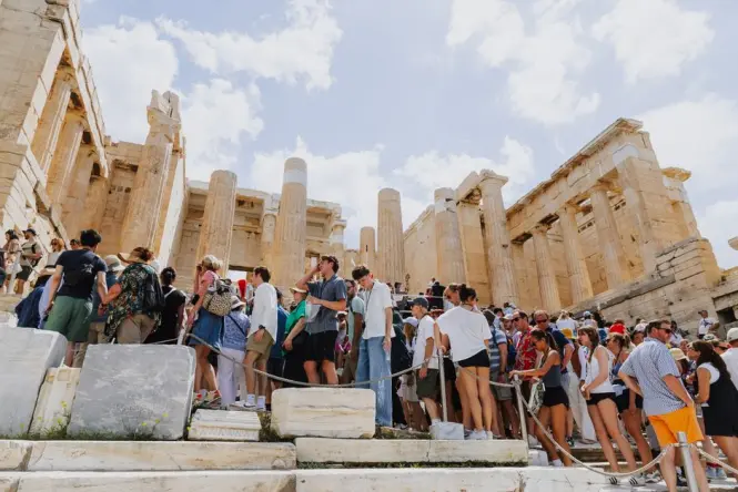 Tickets and entrance at Parthenon