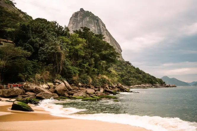 Uneven granite rock surface at Pedra do Arpoador viewpoint