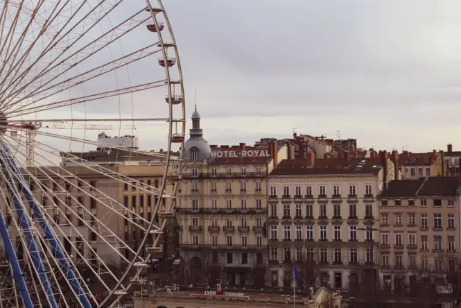 Winter Ferris wheel at Place Bellecour