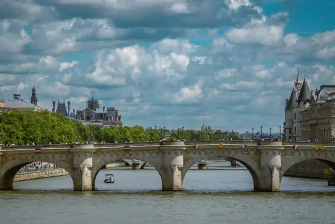 Planning a visit to Pont Neuf