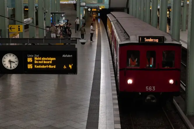 U-Bahn station platform beneath Potsdamer Platz in Berlin