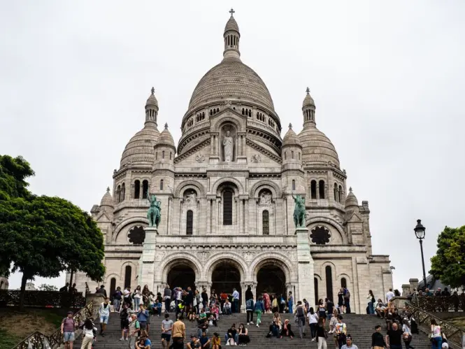 Planning a visit to Sacre-Coeur Basilica
