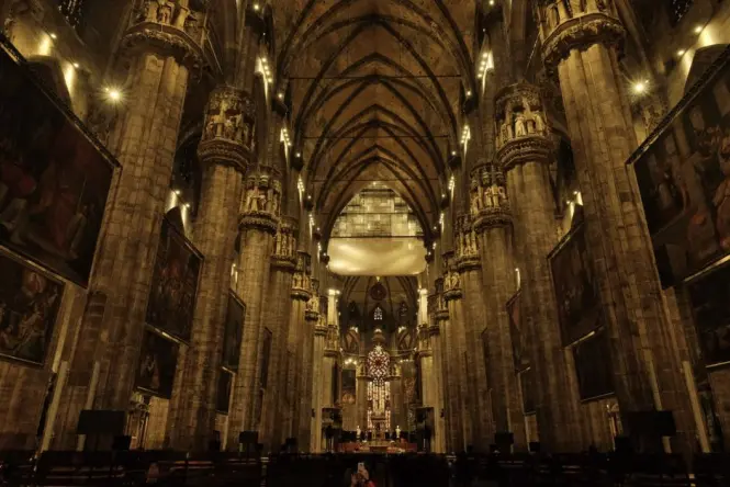The interior of the climate-controlled refectory hall housing the Last Supper