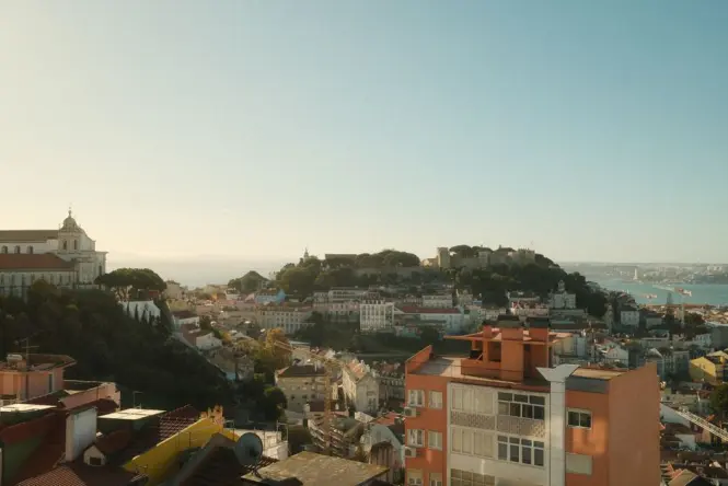 Sao Jorge Castle at golden hour