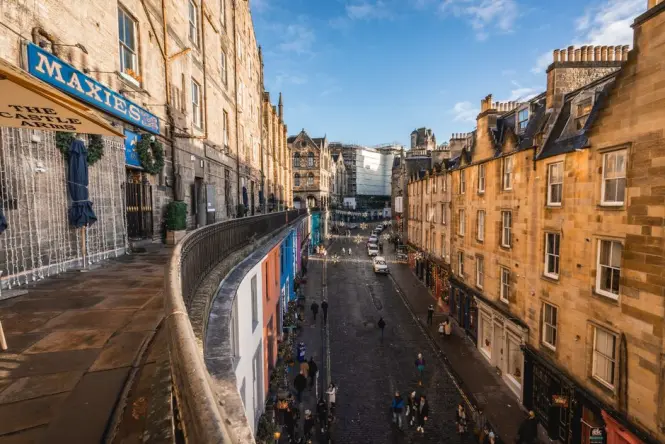 Planning a visit to Victoria Street