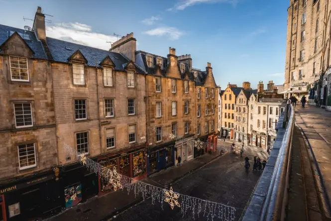 Victoria Street main exterior view