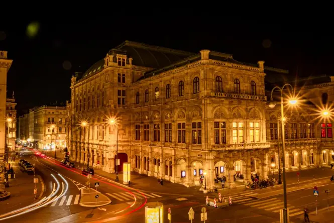Getting to Vienna State Opera in Vienna