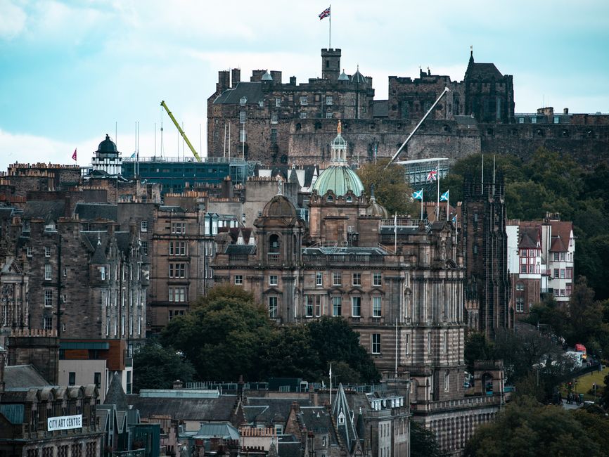 Edinburgh vs Dublin: which city should you visit first