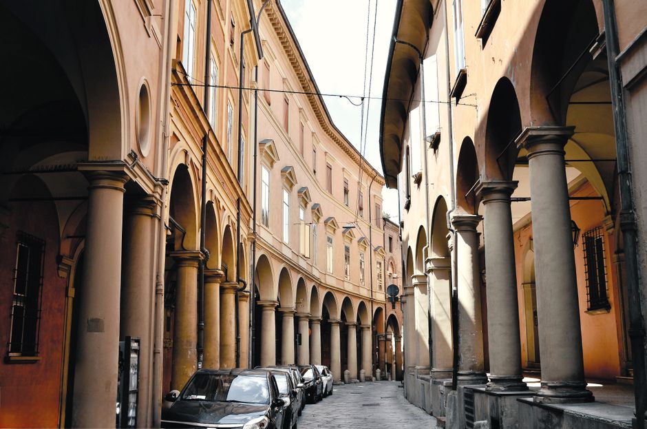 Porticoed arcade
