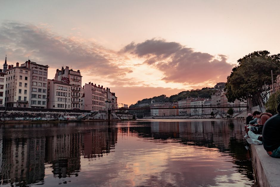 Saône riverbanks at evening