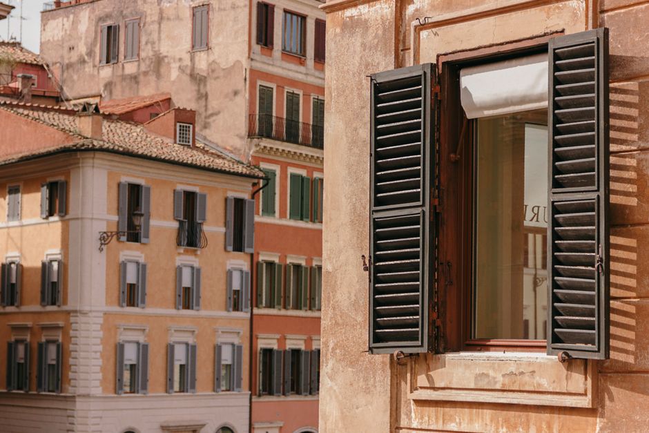 Historic architecture at Campo de' Fiori