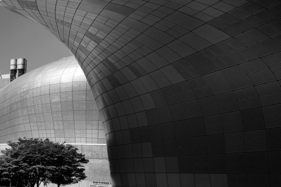Inside Dongdaemun Design Plaza