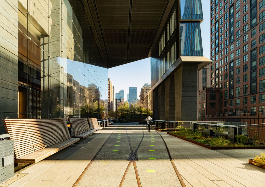 Inside High Line