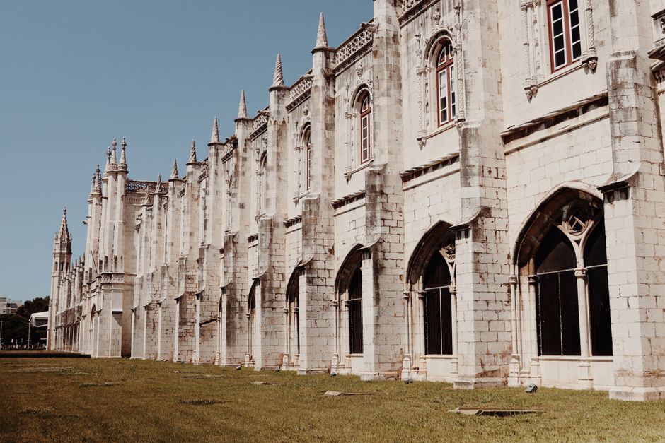 Getting to Jeronimos Monastery in Lisbon