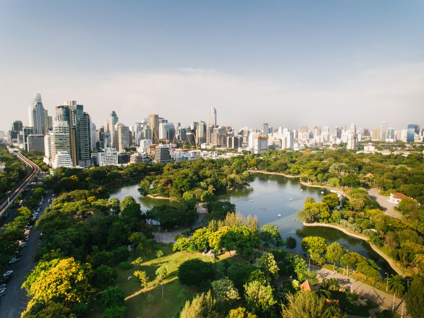 Getting to Lumphini Park in Bangkok