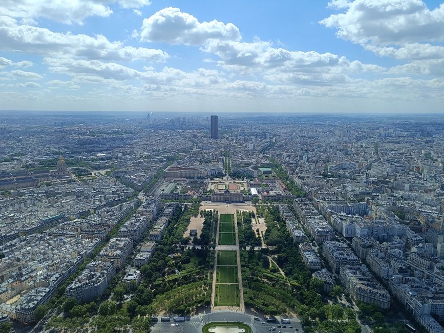 Restaurant view floor at Montparnasse Tower