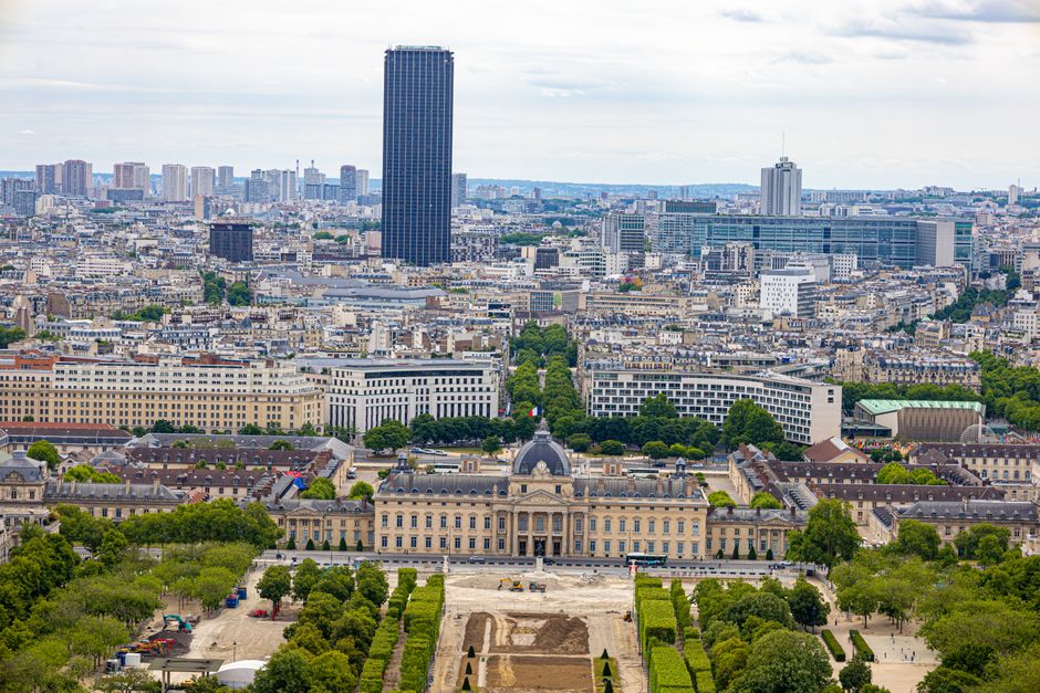 360-degree night panorama from Montparnasse Tower