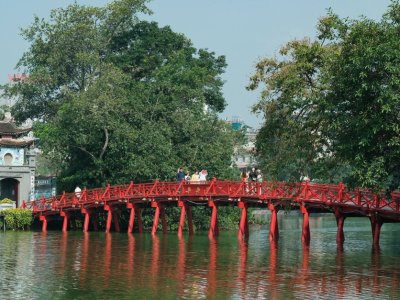 Ngoc Son Temple