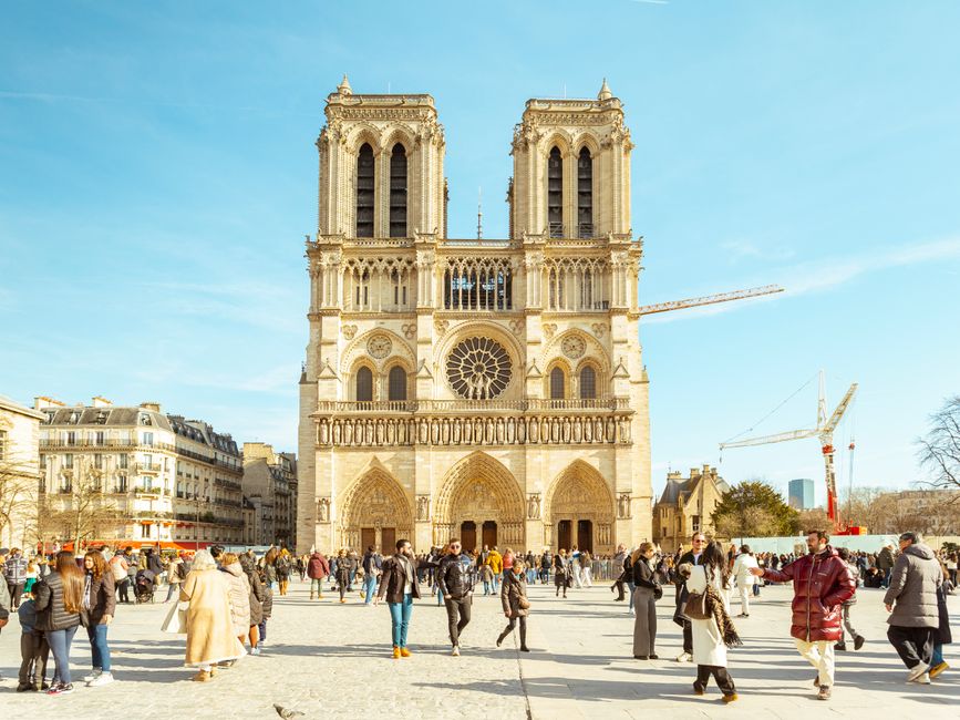 Planning a visit to Notre-Dame Cathedral