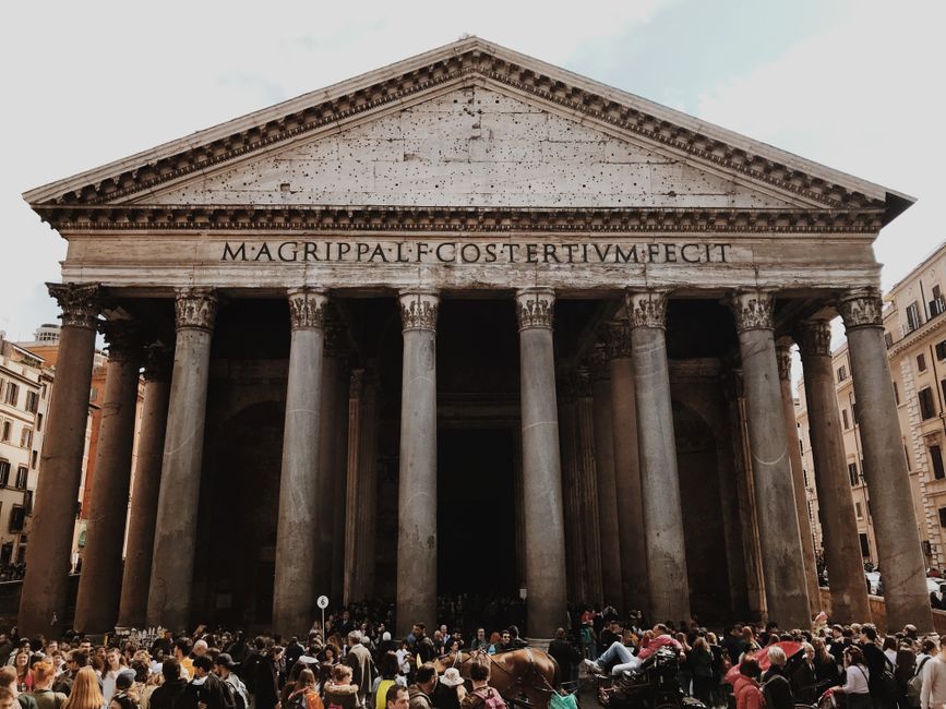 Tickets and entrance at Pantheon
