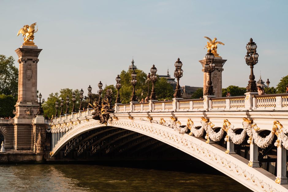 Pont Alexandre III main exterior view
