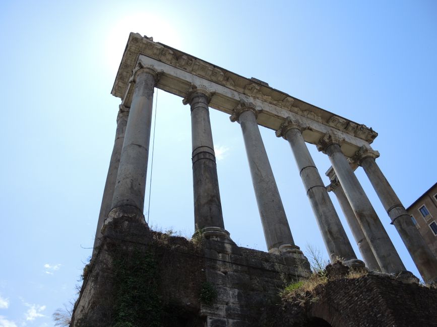 Tickets and entrance at Roman Forum