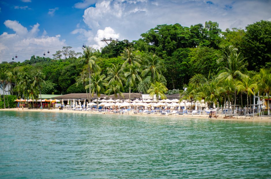 Getting to Sentosa Island in Singapore