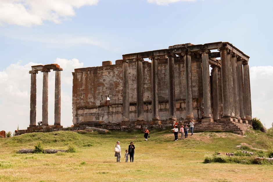Getting to Temple of Olympian Zeus in Athens
