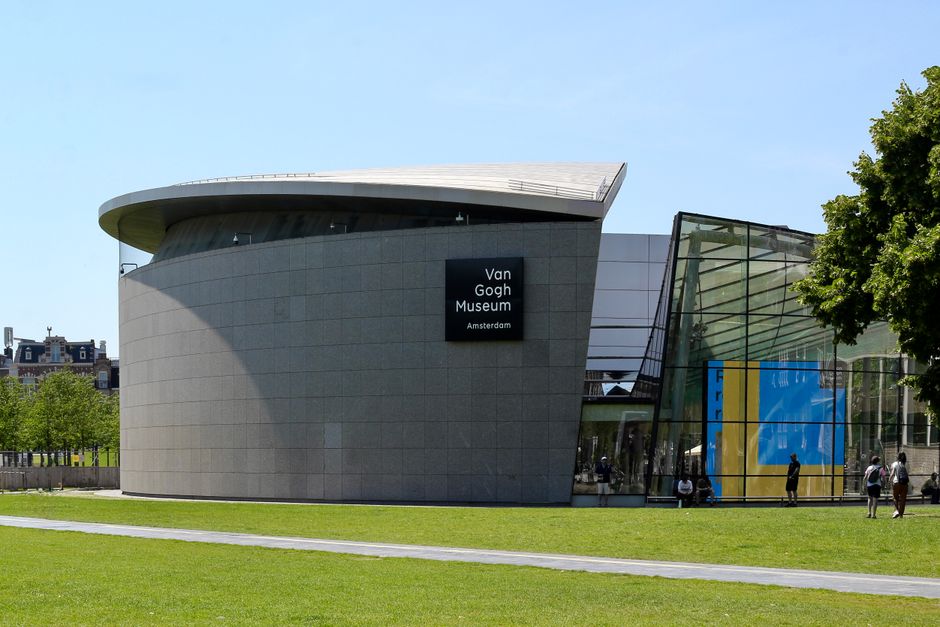 Getting to Van Gogh Museum in Amsterdam