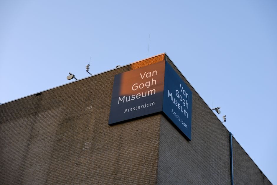 Tickets and entrance at Van Gogh Museum